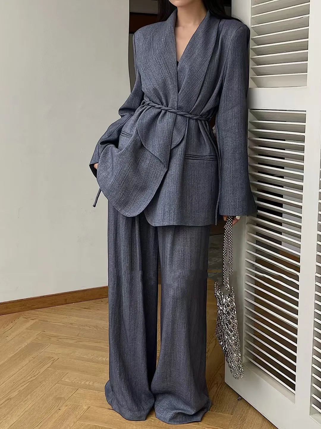 Spring And Summer Belt Blouse + Drape Wide-leg Pants