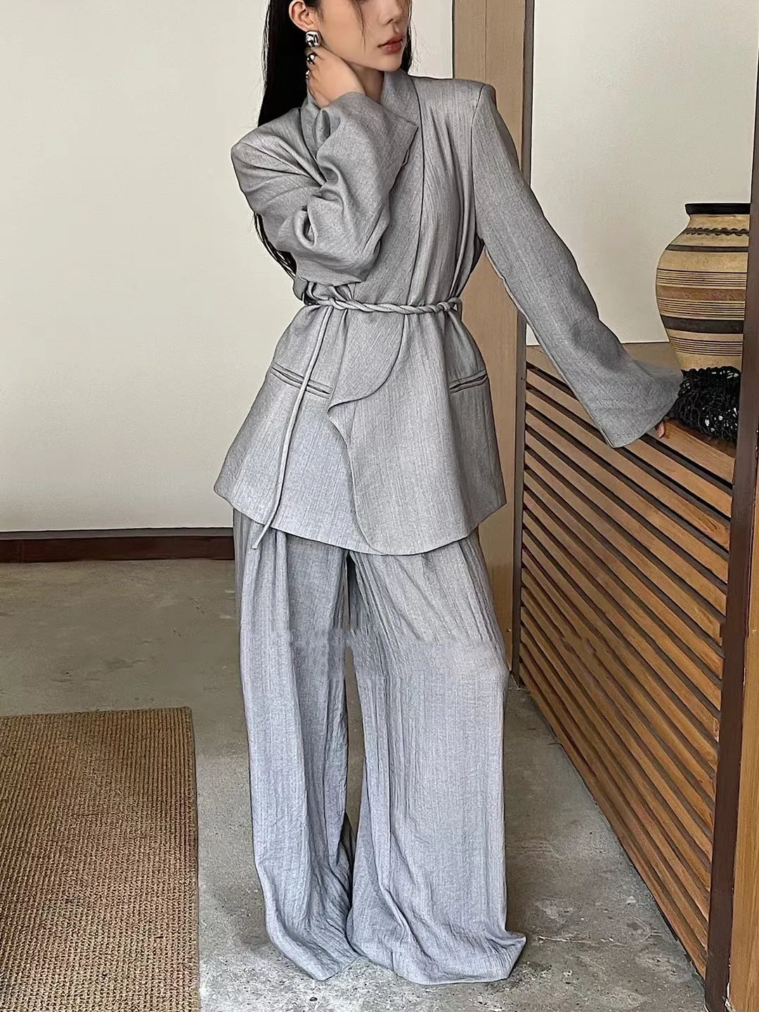 Spring And Summer Belt Blouse + Drape Wide-leg Pants