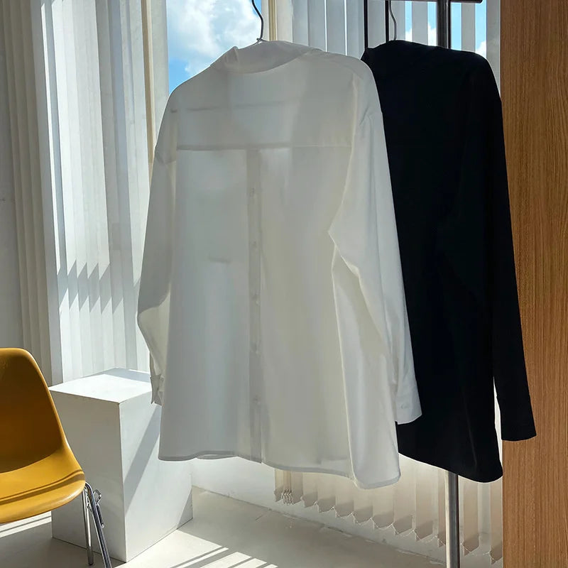 Loose Pocket White Shirt