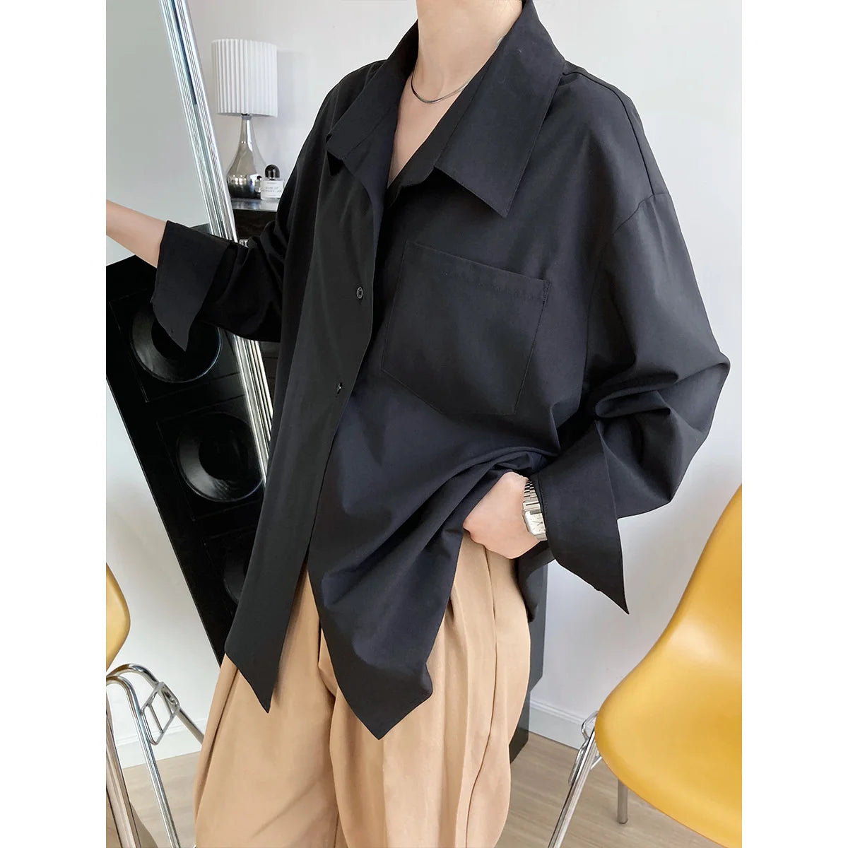 Loose Pocket White Shirt